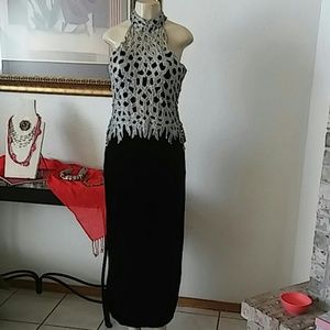 Linzas California formal halter top dress